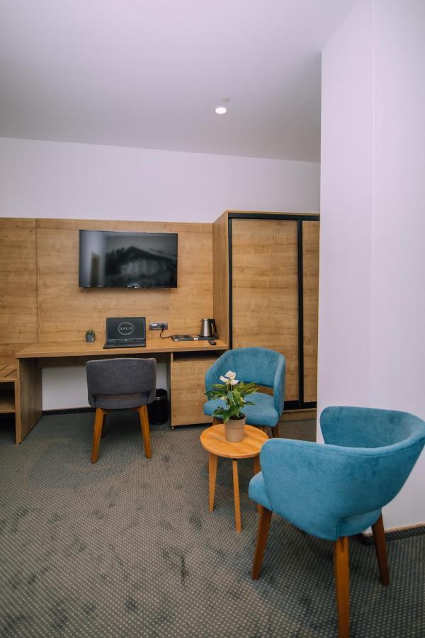Hotel Salis Тузла Экстерьер фото