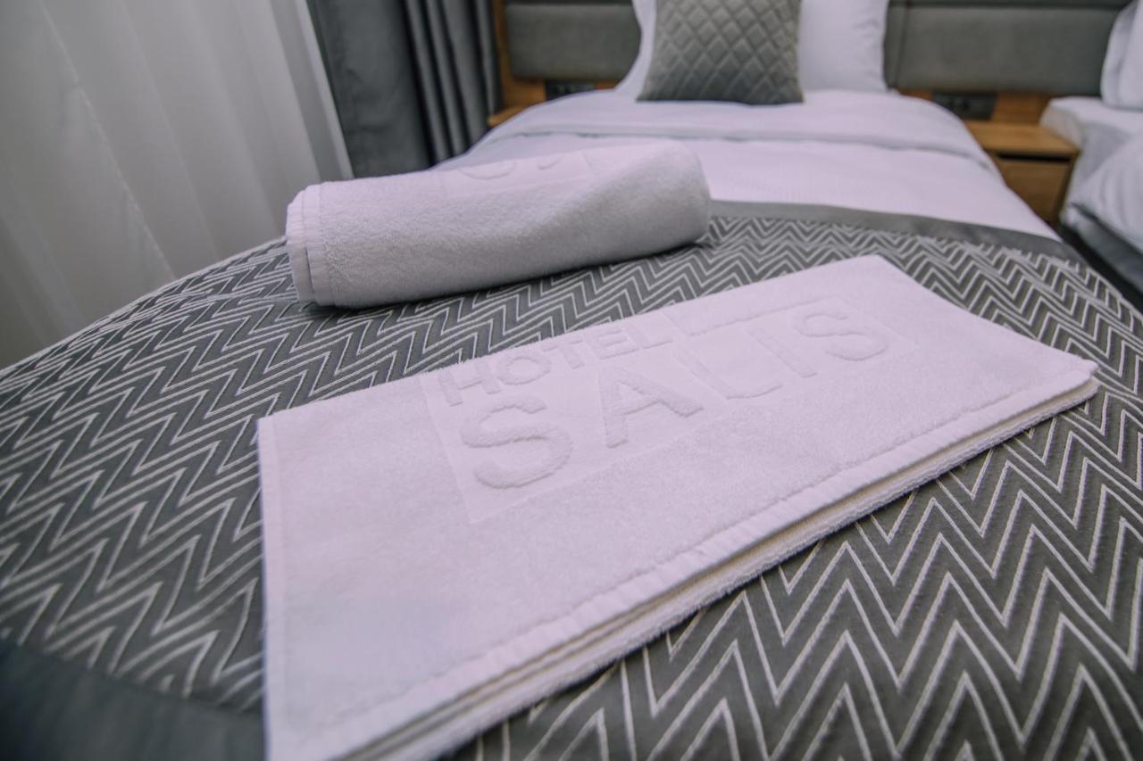 Hotel Salis Тузла Экстерьер фото