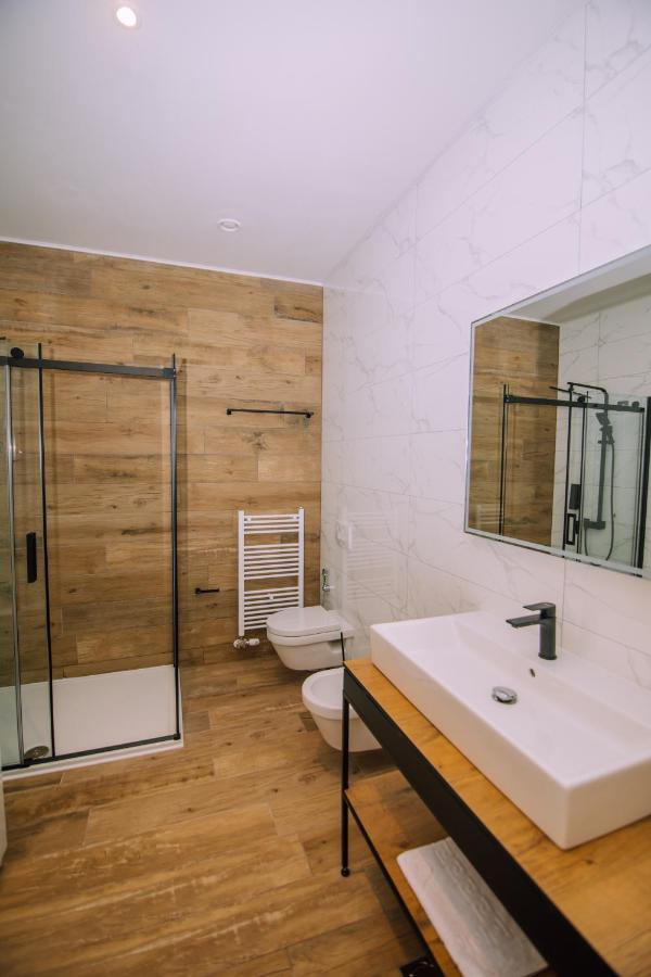 Hotel Salis Тузла Экстерьер фото